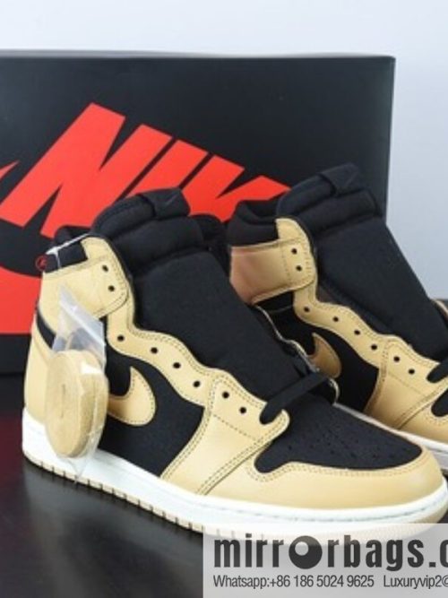 Air Jordan AJ1 Retro wheat black high-top versatile cultural basketball shoes \"milk tea yellow and black, item number: 555088-202