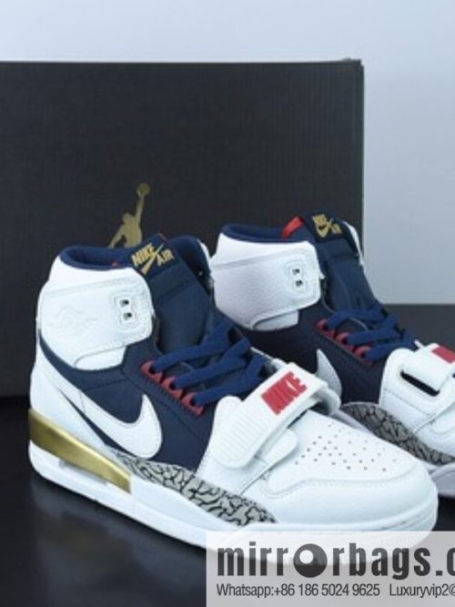 Air Jordan Legacy AJ312 top layer pure original quality velcro three-in-one board shoes, item number: AV3922-101