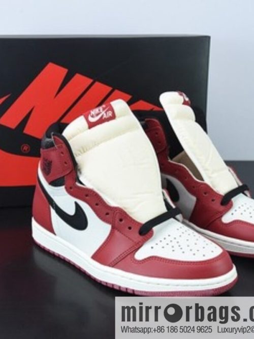 Air Jordan 1 Retro High OG \"Chicago Reimagined\" Old Chicago High Top sneakers SKU: DZ5485-612