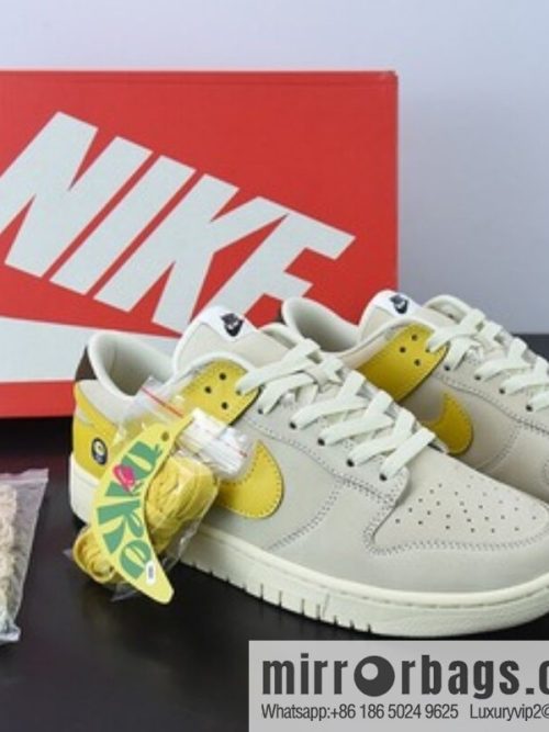 W05S4 pure original NK Wmns SB Dunk Low LX \"Banana\" Dunk series low-top leisure sports skateboard shoes \"beige yellow banana\" Item number: DR5487-100