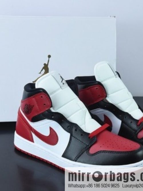 Air Jordan 1 Mid AJ1 black and red toe Vintage basketball shoes, item number: BQ6472-079