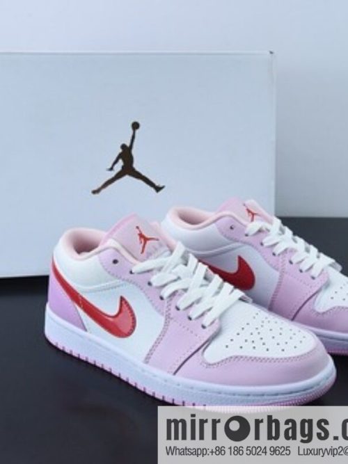 NK Air Jordan1 Low AJ1 Jordan generation low-top white pink hook women\'s low-top board shoes, item number: DR0758-170
