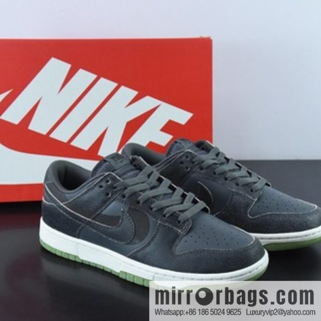 Nike SB Dunk Low \"Iron Grey\" Dunk Series Low Help Casual Sports Skateboard Shoes \"Carbon Grey Double Hook 3M\" Item Number DQ7681-001