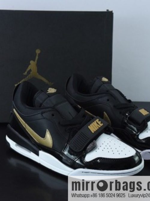 Air Jordan Legacy AJ312 top layer velcro three-in-one board shoes \"patent leather black gold\" item number: CD7069 071