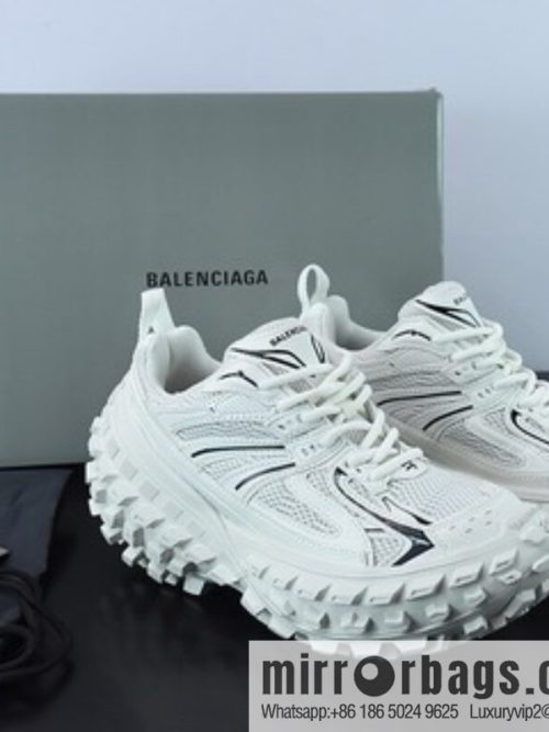 BALENCIAGA Defender Rubber Platform Sneakers Defender series low-top tank track tire type off-road outdoor heightening platform casual sports jogging shoes