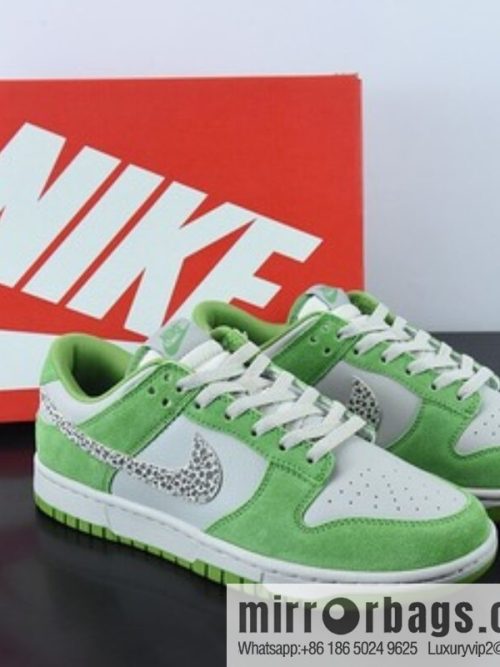 NK SB Dunk Low \"Leopard print hook\" white and green, item number: DR0156-300 sports and leisure low-top board shoes item number: DR0156-300