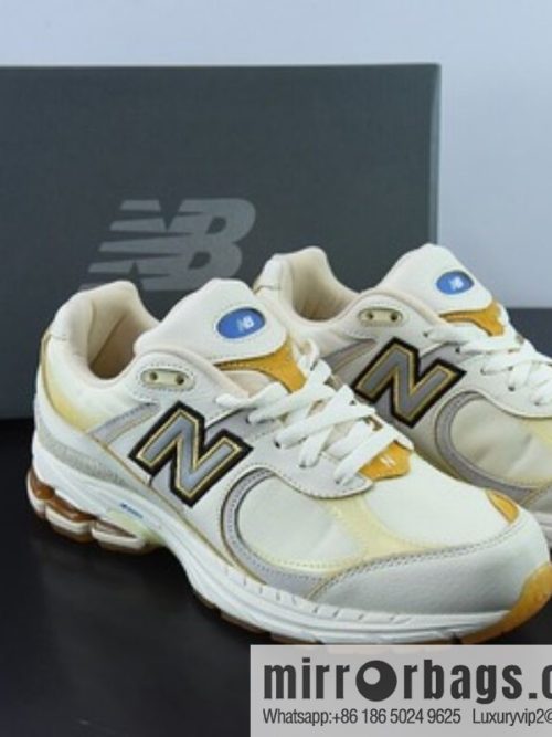 New Balance ML2002 Series Vintage Daddy Style Unisex Casual Shoes Couple Versatile Jogging Shoes Sports Men\'s Shoes Women\'s Shoes M2002RJ1