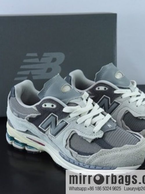 New Balance ML2002 Series Vintage Daddy Style Unisex Casual Shoes Couple Versatile Jogging Shoes Sports Men\'s Shoes Women\'s Shoes M2002RDA