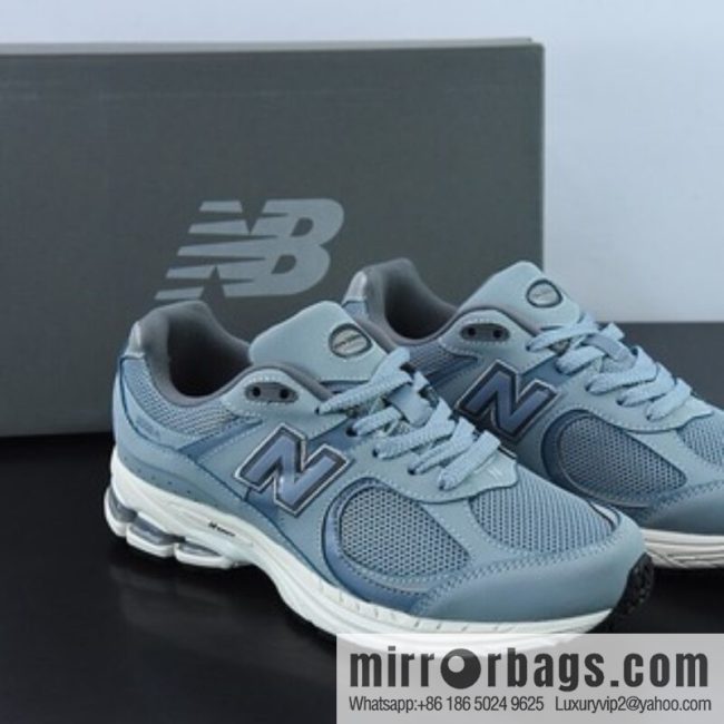 New Balance ML2002 Series Vintage Daddy Style Unisex Casual Shoes Couple Versatile Jogging Shoes Sports Men\'s Shoes ML2002RR