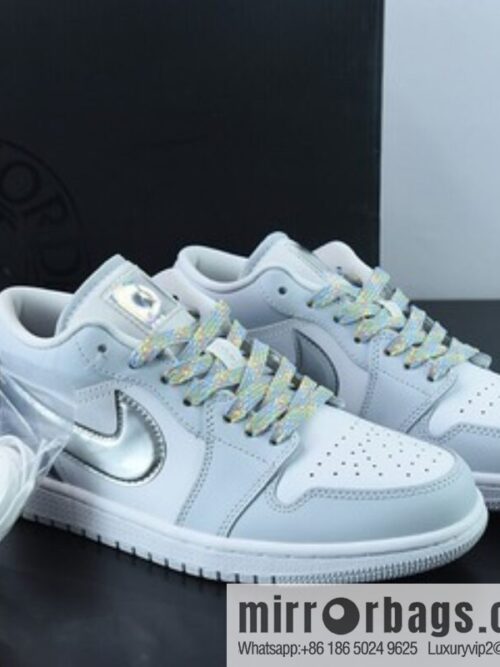 o_1gdi4plrn1f02gib5g91jl910r2go-800x800ujztrakxlop60693_20250719005342.jpg Air Jordan 1 Low \"Gcel\" AJ1 Joe 1 silver, sports culture basketball shoes item number: DX6070-101