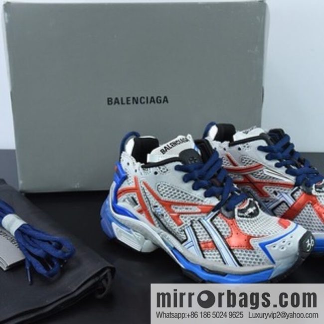 BALENCIAGA Runner Sneaker \"Light Blue/Beige\" Jogging Series Low Top Vintage Wild Running Trend Daddy Style Versatile Leisure Sports Jogging Shoes 677403 W3RB2 9744