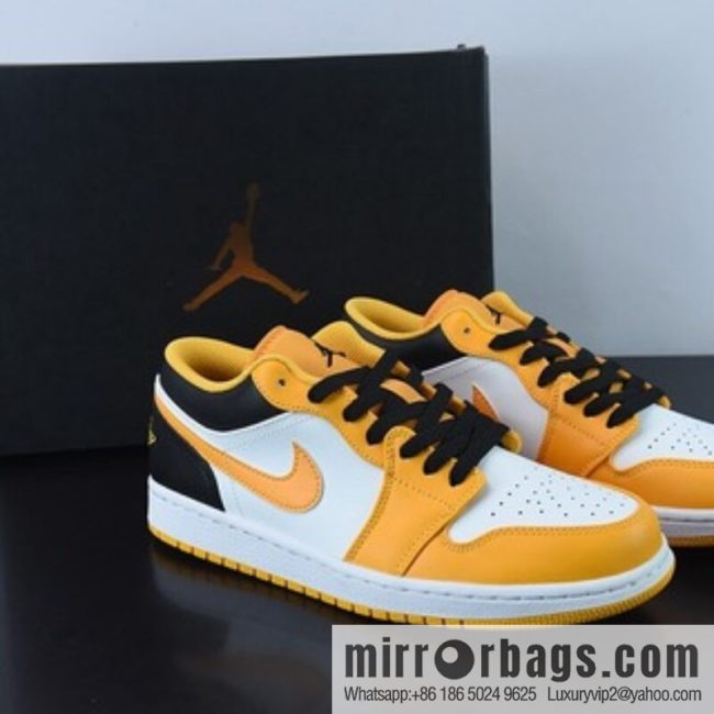 Air Jordan AJ1 Low Top Series, Black and White Yellow Taxi Low Top Casual Men\'s Board Shoes 553558-701