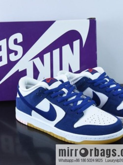 Nike SB Dunk Low PRO PRM white and blue, Los Angeles Dodge low-top men\'s sneakers, item number: DO9395 400