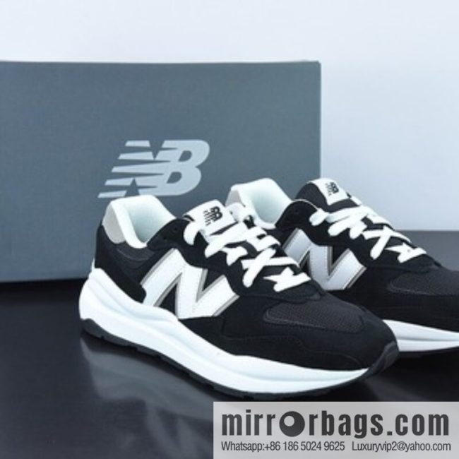New Balance M5740CB New Balance, Navy Blue Vintage Casual Jogging Shoes
