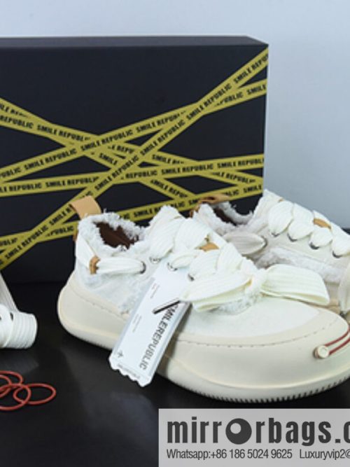 Sneakers Low muffin thick bottom heightened low top, anti-lace beggar wind canvas low top casual sneakers