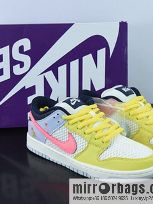 NK SB Dunk Low PRO \"Be True\" Slam Dunk Series Low Help Casual Sports Skateboard Shoes \"Yellow White Pink Rainbow\" DX5933-900