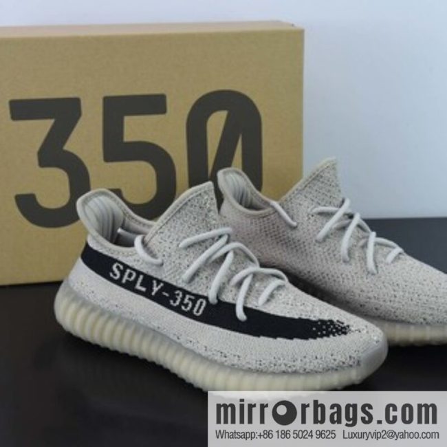 Coconut/Yeezy 350V2 Gray Black Unisex sneakers of the same style Item number: HP7870