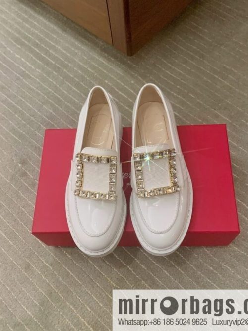 Roger Vivieri high-end water-plated RV buckle women\'s leather shoes