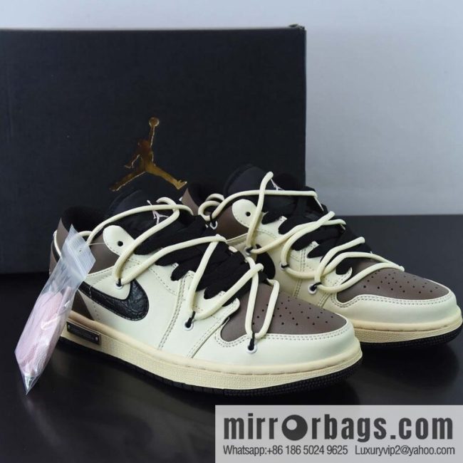 Nike Air Jordan 1 Low \"Black/Mystic Green\" AJ1 Jordan generation strap low-top classic Vintage cultural leisure sports basketball shoes, item number: 553560-062