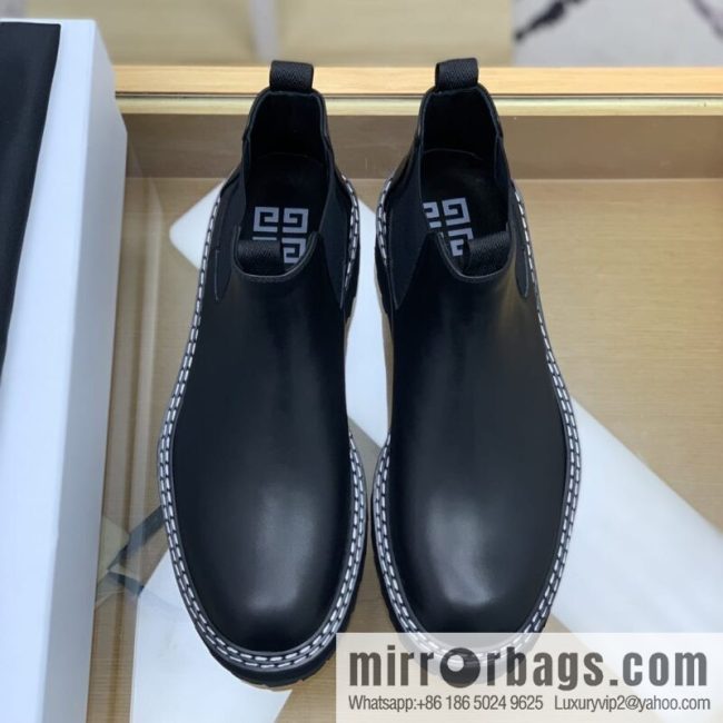 GIVENCHY Givenchy glossy leather men\'s Chelsea boots