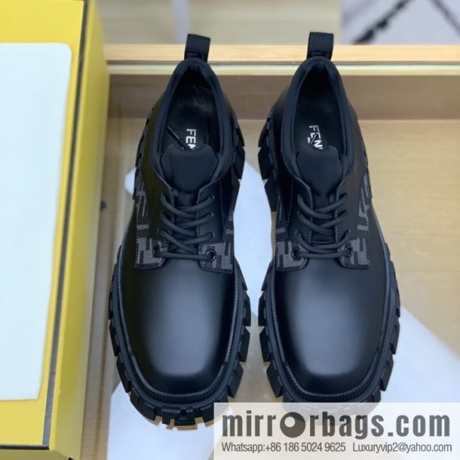 Fendi, using black leather (fabric) to make new men\'s leather shoes