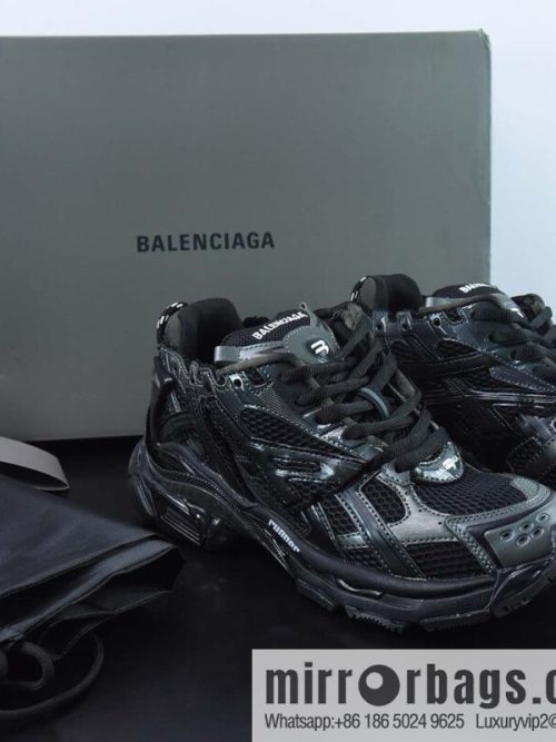 Balenciaga Runner Kith Four. Color Balenciaga 7.0 21ss Latest color scheme Trendy Vintage casual shoes W3RB61266