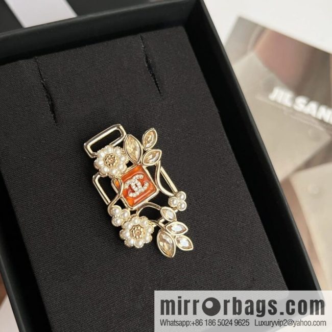 New ☑️ CHANEL Chanel double c pink diamond pearl flower brooch