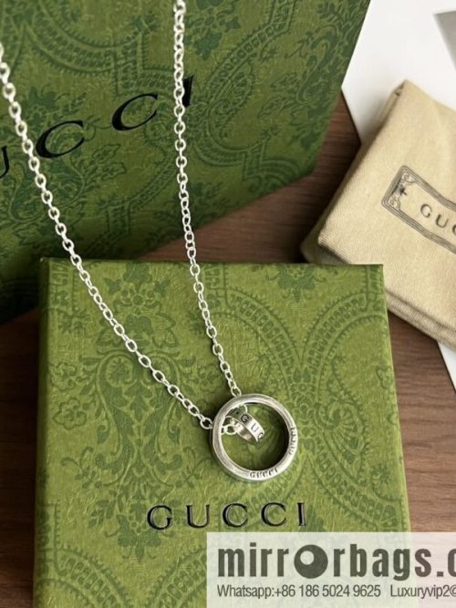 New Gucci Gucci His & Hers double ring necklace