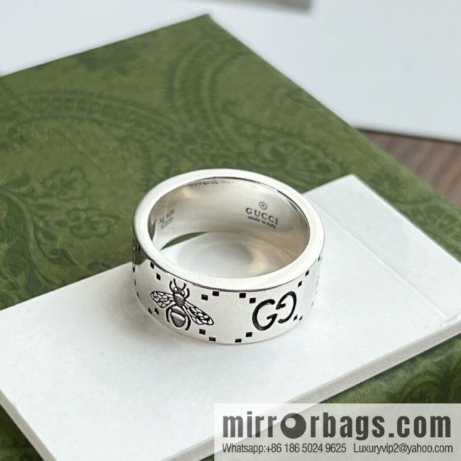Gucci His & Hers double G bee ring - Image 2