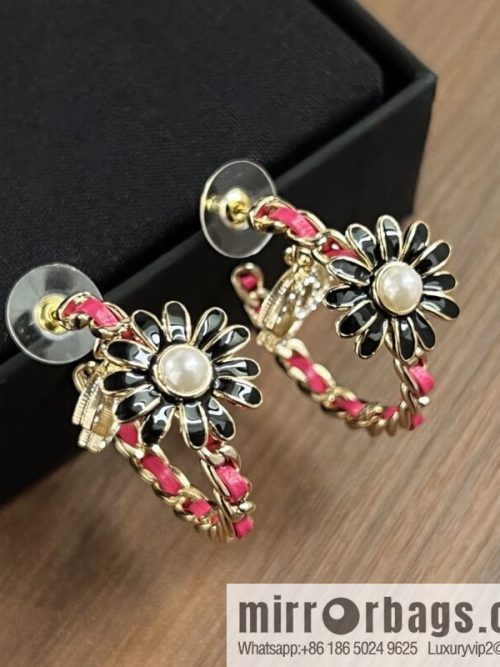 New ☑️ CHANEL Chanel double c semi-round red leather rope stud earrings