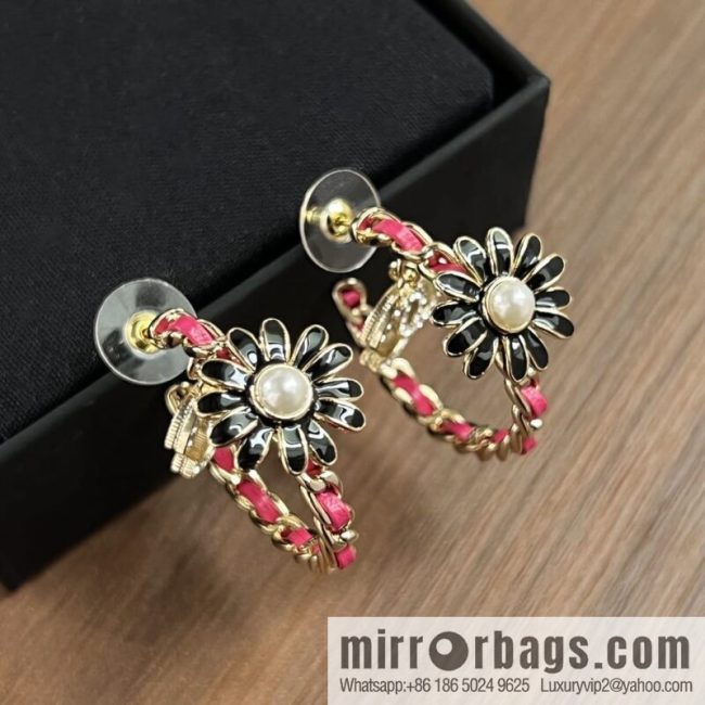 New ☑️ CHANEL Chanel double c semi-round red leather rope stud earrings