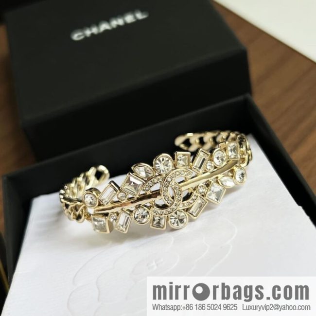 New ☑️ CHANEL Chanel Double C Full Diamond Opening Bracelet