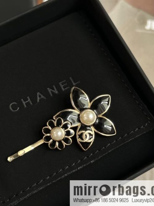 New ☑️ CHANEL Chanel double c black flower hairpin hairpin