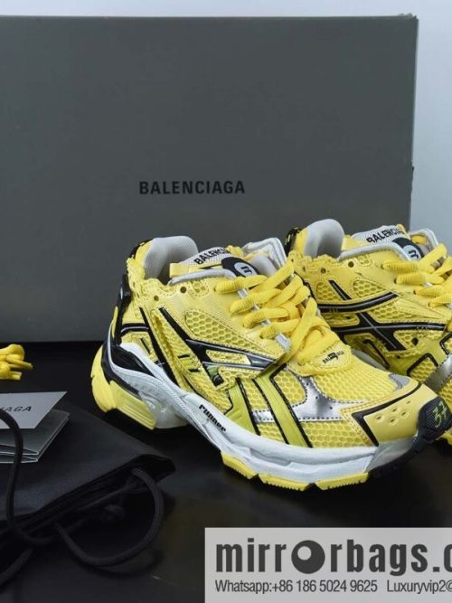 Balenciaga BALENCIAGA Runner 7.0 Sneaker \"Green/White/Black\" Jogging Collection Low Top Vintage Wild Running Trend Grandma Style Versatile Casual Sports Jogging Shoes