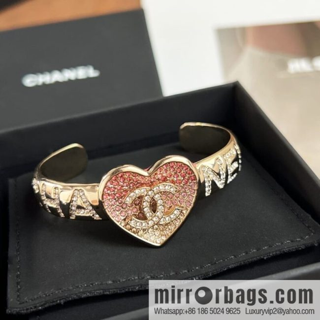 New ☑️ CHANEL Chanel Double C Full Diamond Love Peach Heart Opening Bracelet - Image 2