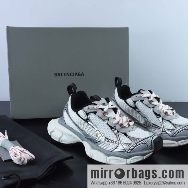 Balenciaga Balenciaga 10th generation, lace-up Unisex sneakers of the same style