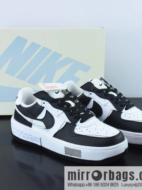 NK Wmns Air Force 1 Fontanka \"Black/White/Grey\" Air Force One Dislocation Deconstruction Series Black and White Dark Grey \"Low Top Casual Board Shoes CW6688-611