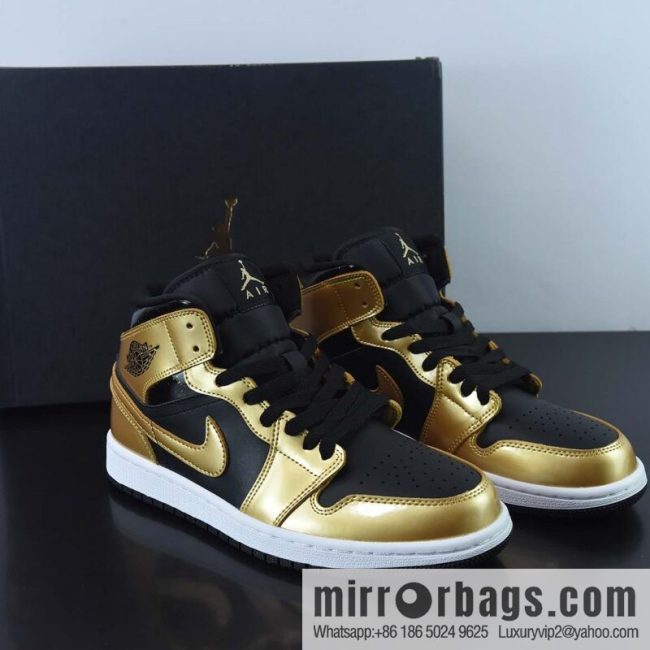 Air Jordan 1 Mid GS \"Metallic Gold\" AJ1 Jordan generation \"gold black gold\" high-top basketball shoes DR6967-071