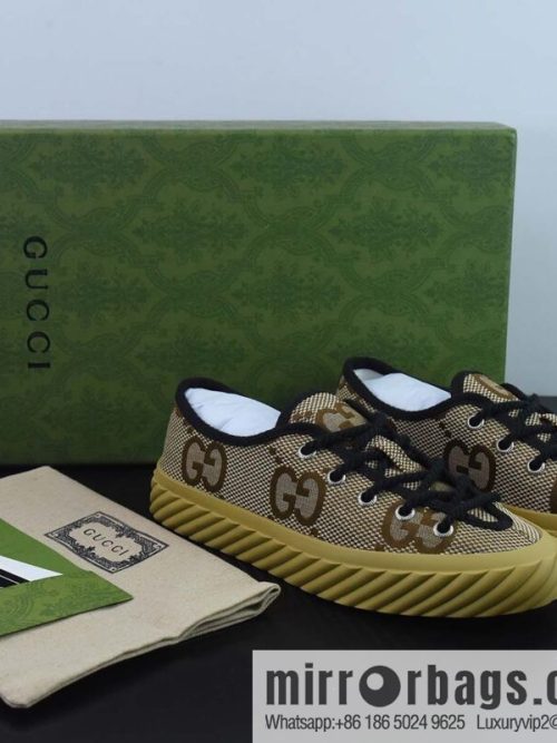 Gucci light luxury single product, the latest original 1:1 copy! 2022 Gucci hot series cloth shoes