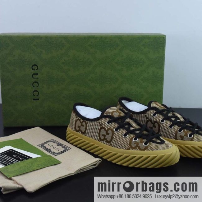 Gucci light luxury single product, the latest original 1:1 copy! 2022 Gucci hot series cloth shoes