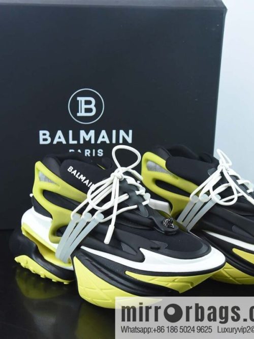 Balmain Paris show same Unisex same sneakers