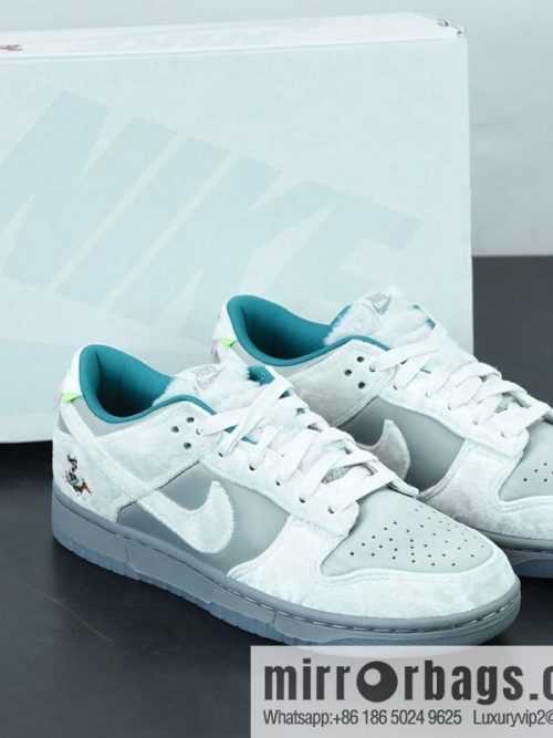 Nk Dunk Low Ice Frozen, Christmas, Winter Wonderland, Ice and Snow Festival Low Top Casual Shoes, Item Number: DO2326 001