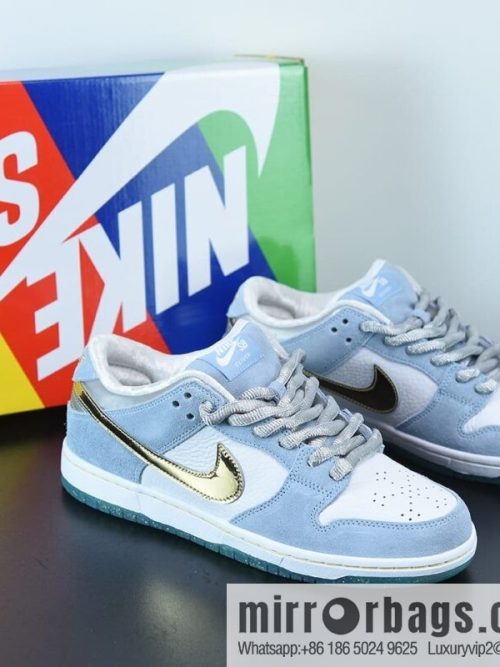 SB Dunk Low \"Holiday Special\" Frozen, blue Valentine\'s Day low-top casual shoes