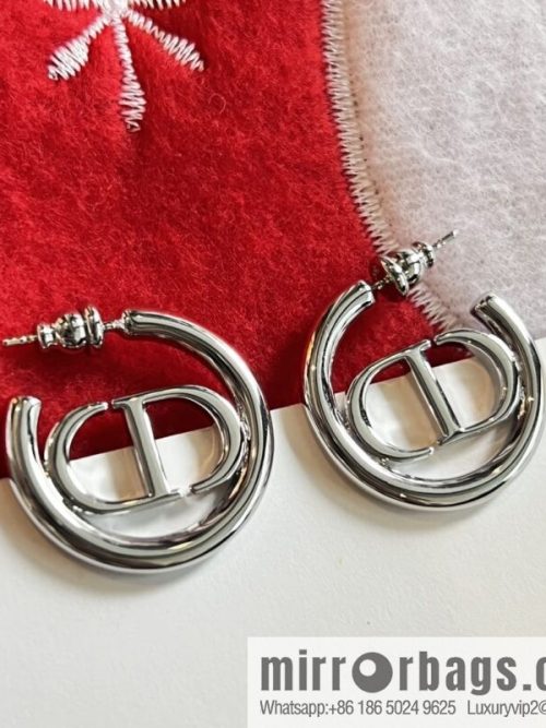 ☑️Dior silver CD stud earrings