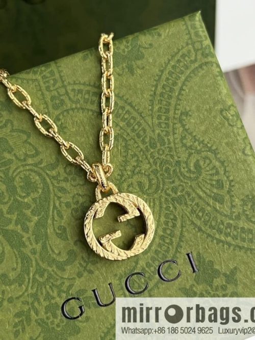 New Gucci Gucci gold double G necklace