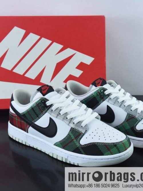 Nike SB Dunk Low \"Plaid\" Slam Dunk Series Low Top Casual Sports Skateboard Shoes \"White Green Red Black Scottish plaid\" DV0827-100