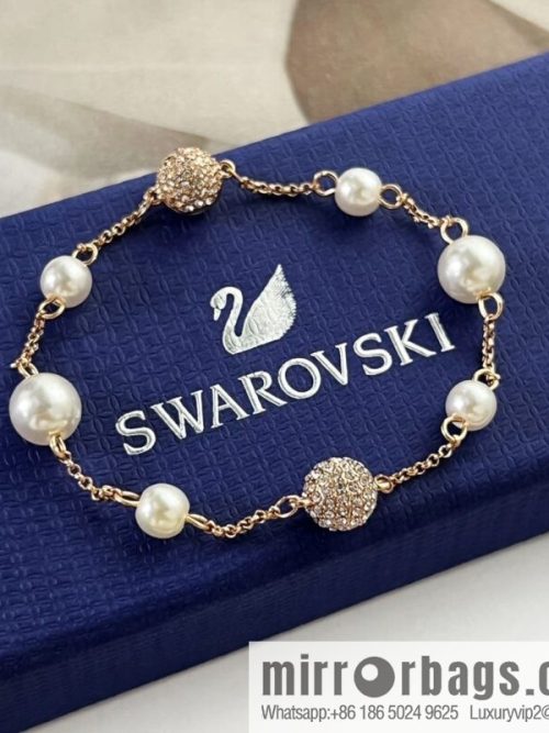 Swarovski gold pearl magnetic bracelet