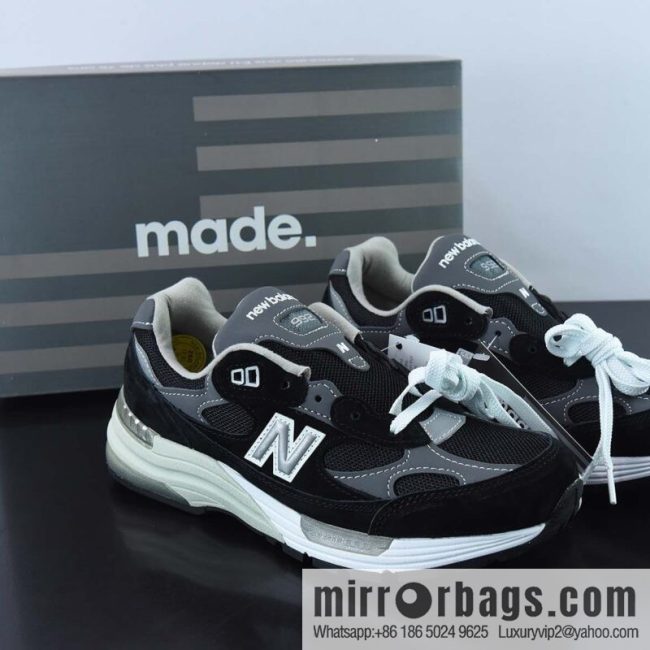 New Balance W992 series, official item number: M992EB