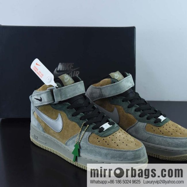 Nike Air Force 1 Low \'07 \"Christmas\" Christmas tree theme color scheme Air Force One Unisex medium top shoes of the same style, item number: CQ5059-118