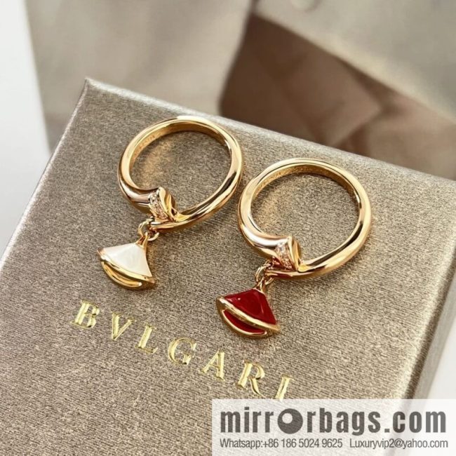 BVLGARI Bulgari classic red chalcedony white fritillary fan ring